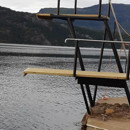 Teigen Leirstad, Eikefjord, Hytter Tatil Evi *