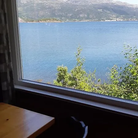 Tatil Evi Teigen Leirstad, Eikefjord, Hytter Kvalsvik